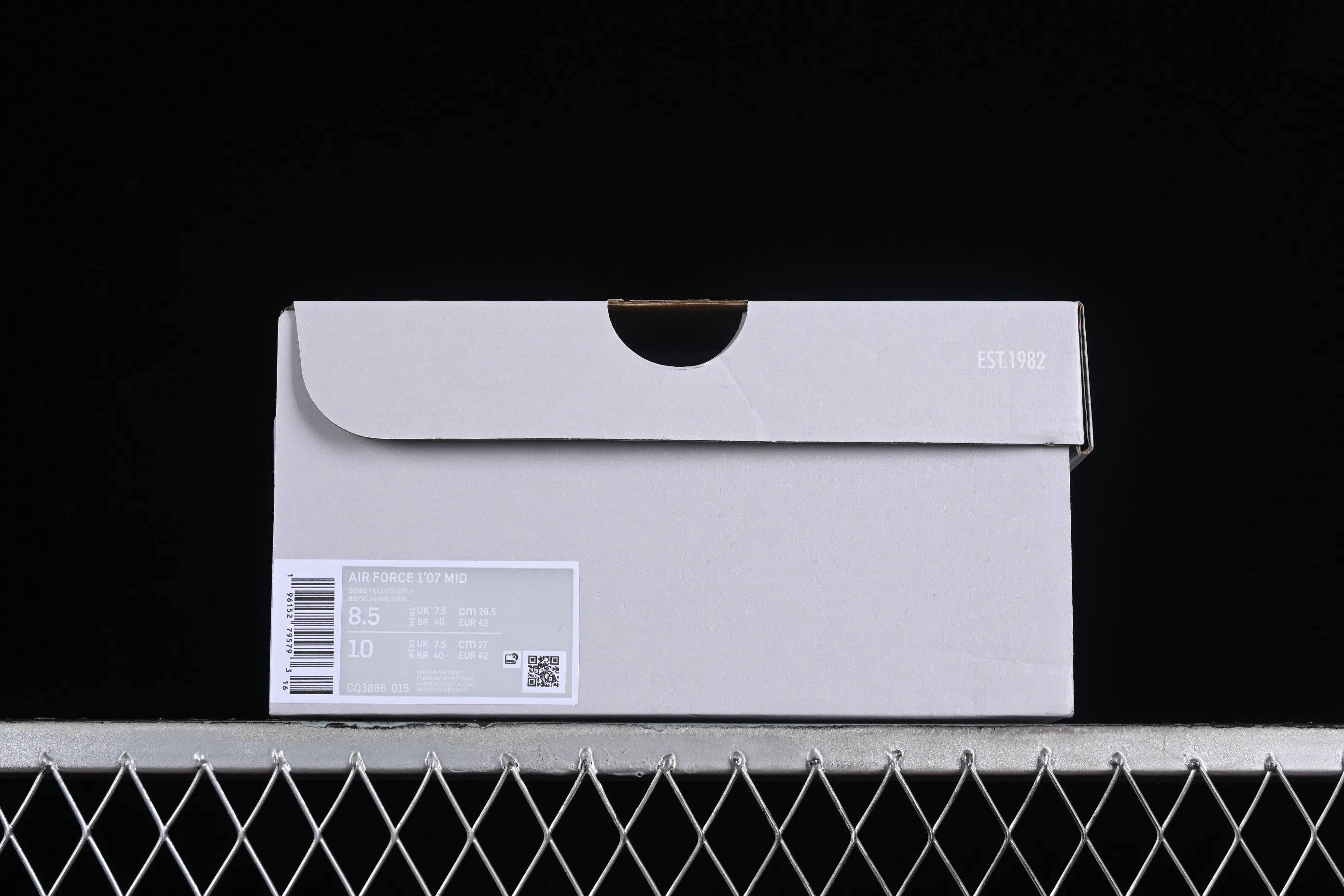 All Categories Nk Air Force 1 Air Force Series Nk Air Force 1 Mid Air Force Mid Nk Air Force 1'07 Mid Beige Air Force One Mid Casual Sneakers CQ3866-015
